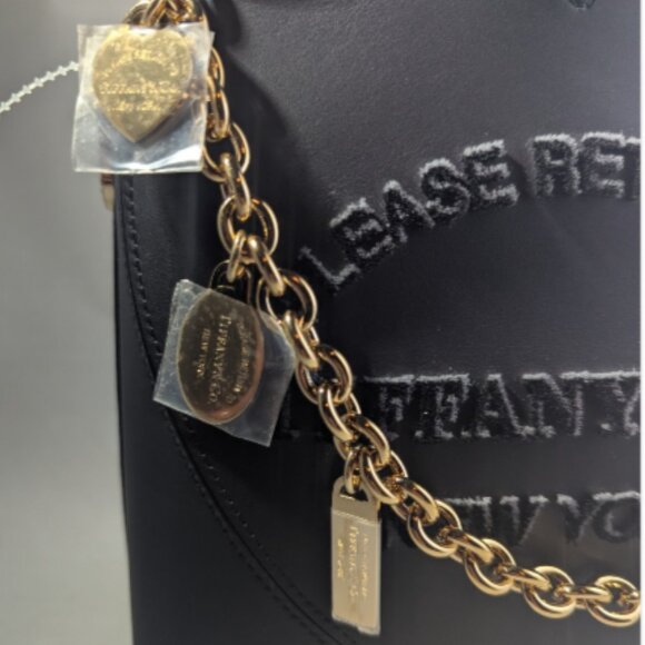NWT Super Rare Tiffany & Co. Return To Tiffany Raised Logo Black Leather Purse - Picture 7 of 16